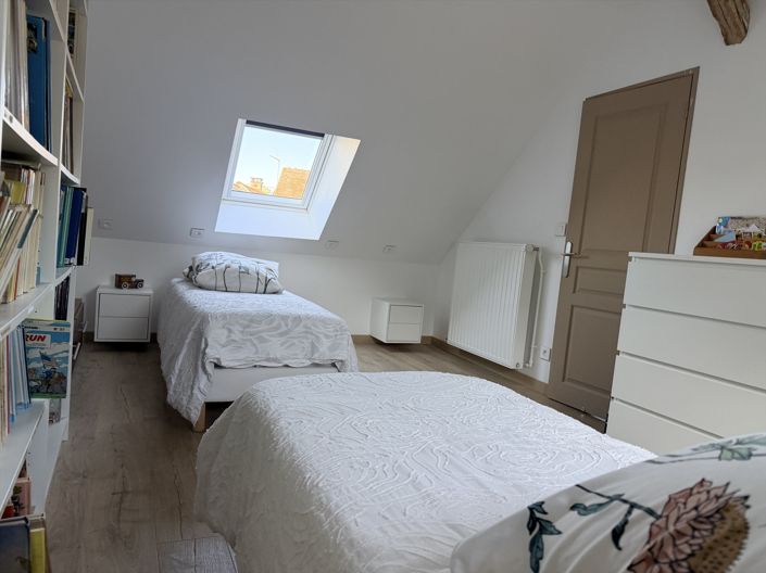 Image No.34-5 Bed House for sale