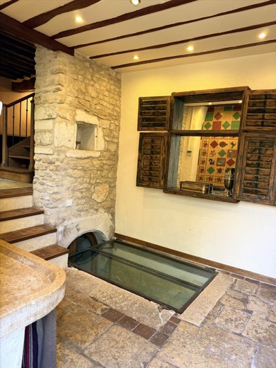 Image No.9-5 Bed House for sale