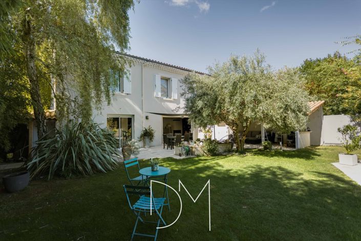 Image No.12-3 Bed House for sale