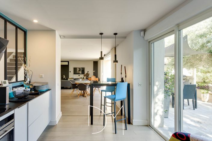 Image No.15-3 Bed House for sale