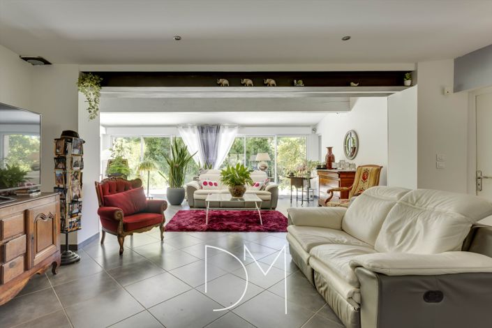 Image No.7-4 Bed House for sale