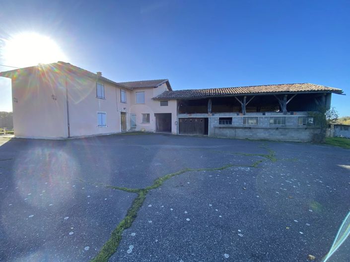 Image No.24-5 Bed House for sale