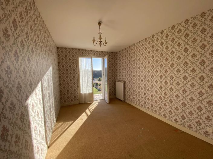 Image No.8-5 Bed House for sale