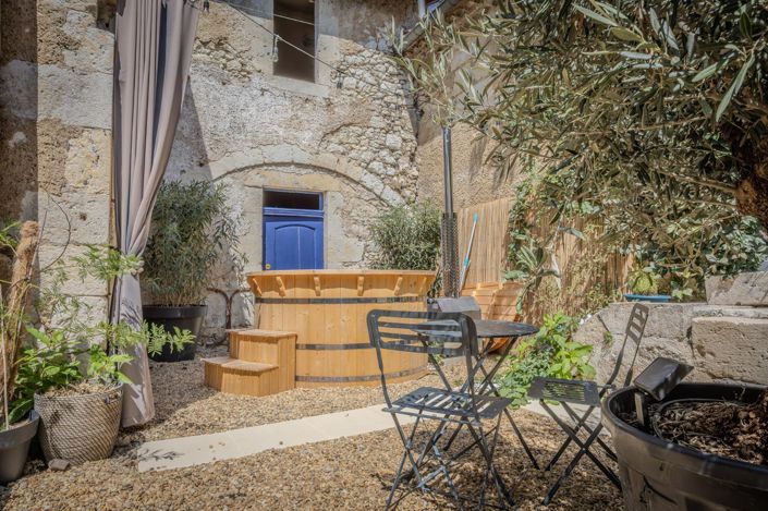 Image No.19-7 Bed House for sale