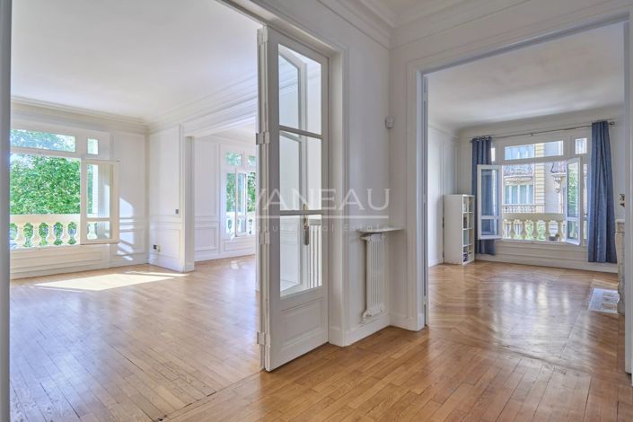 Image No.10-4 Bed Apartment for sale