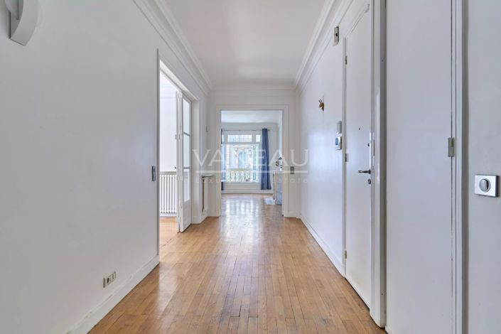 Image No.11-4 Bed Apartment for sale