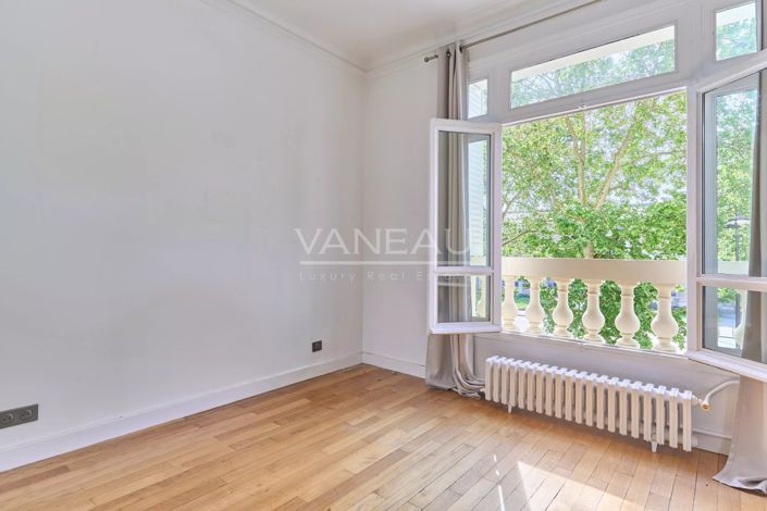 Image No.19-4 Bed Apartment for sale