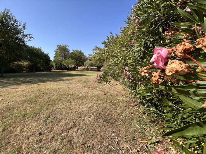 Image No.22-6 Bed House for sale