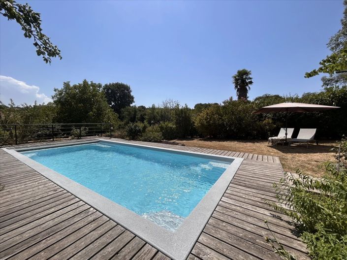 Image No.23-6 Bed House for sale