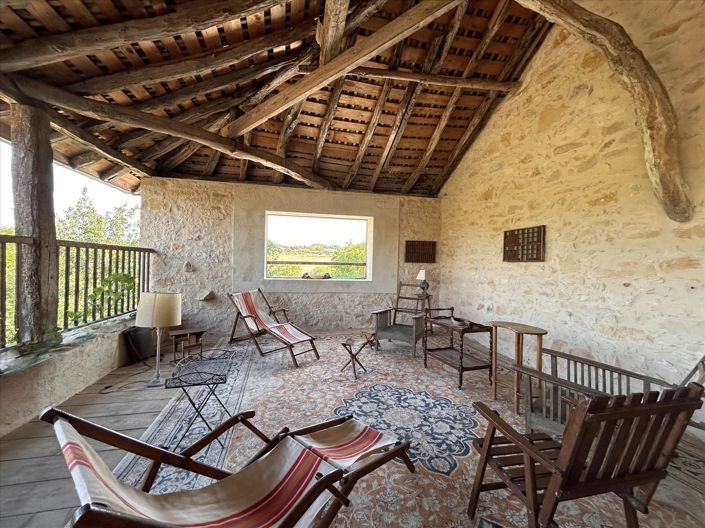 Image No.3-6 Bed House for sale