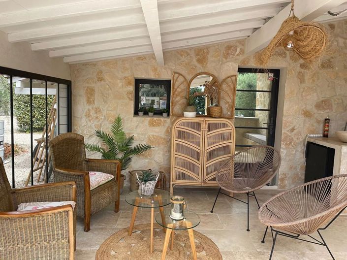 Image No.10-5 Bed House for sale