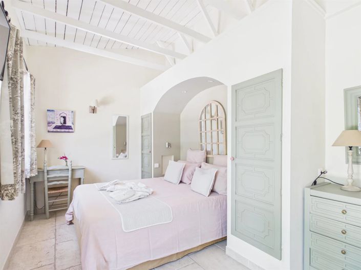 Image No.33-5 Bed House for sale