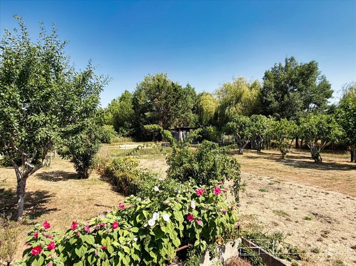 Image No.19-3 Bed House for sale