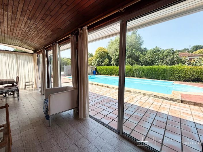 Image No.7-3 Bed House for sale