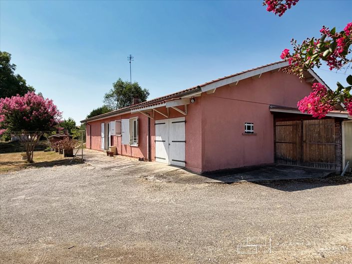 Image No.8-3 Bed House for sale