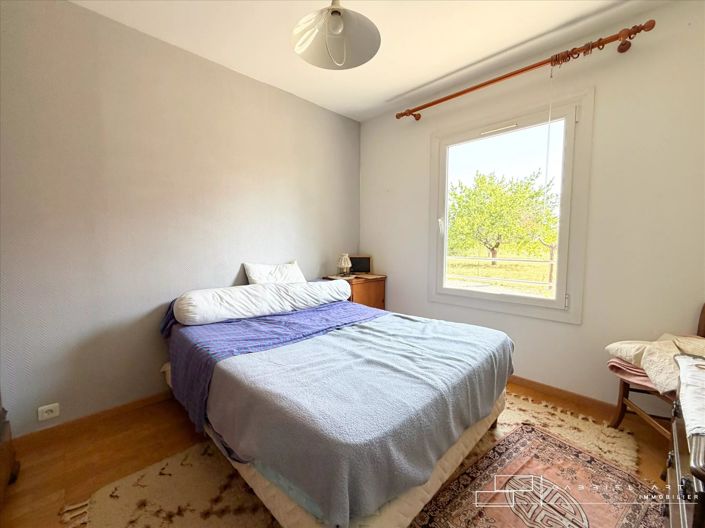 Image No.9-3 Bed House for sale