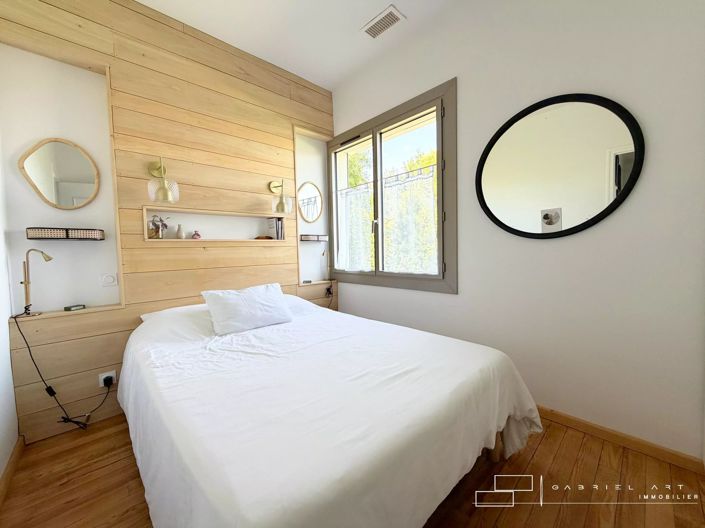 Image No.17-3 Bed House for sale