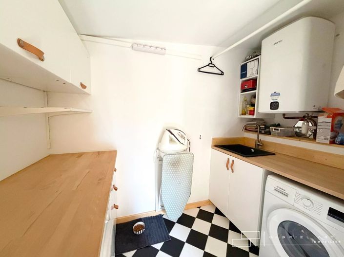 Image No.20-3 Bed House for sale