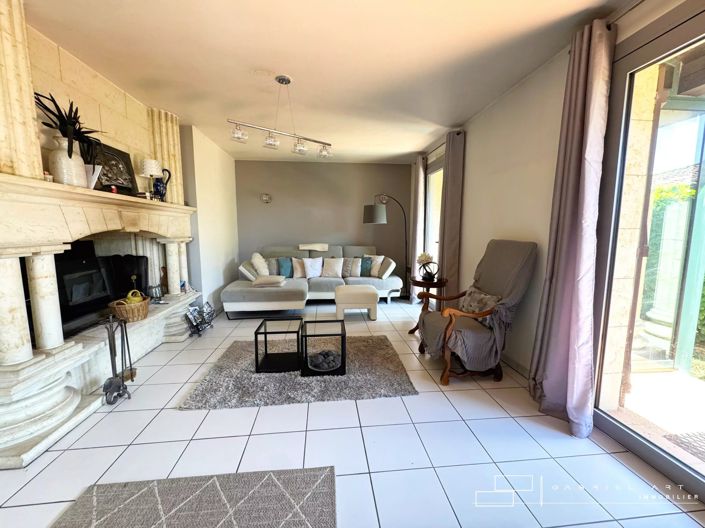 Image No.3-4 Bed House for sale