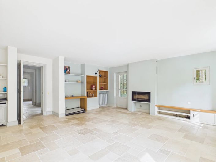 Image No.14-5 Bed House for sale