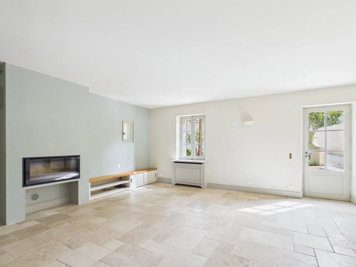 Image No.15-5 Bed House for sale