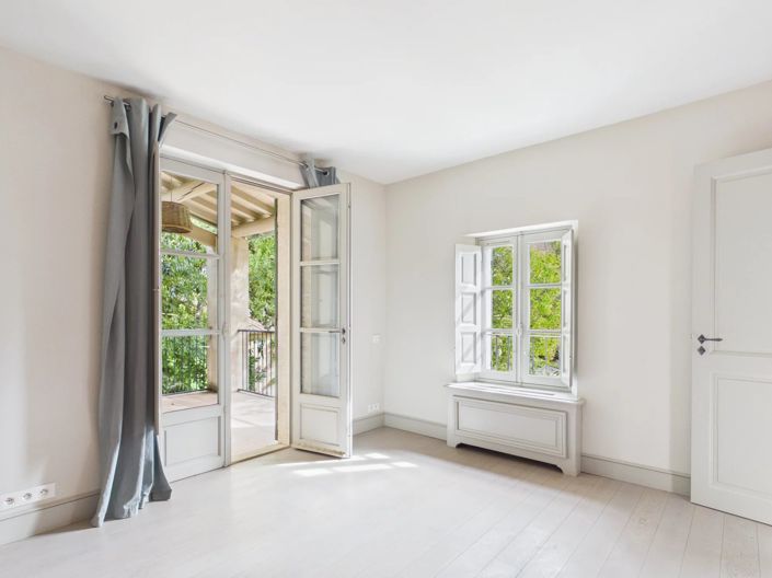 Image No.22-5 Bed House for sale