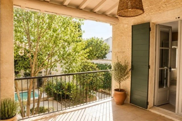 Image No.8-5 Bed House for sale