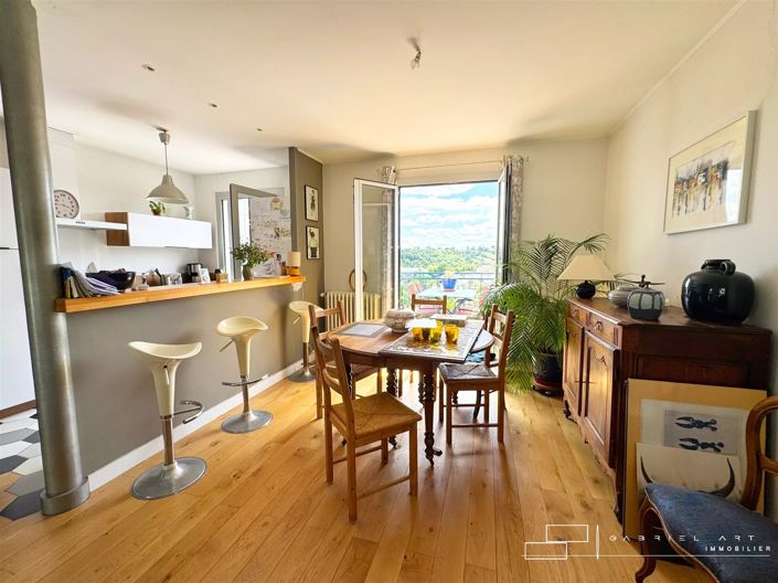 Image No.14-2 Bed House for sale
