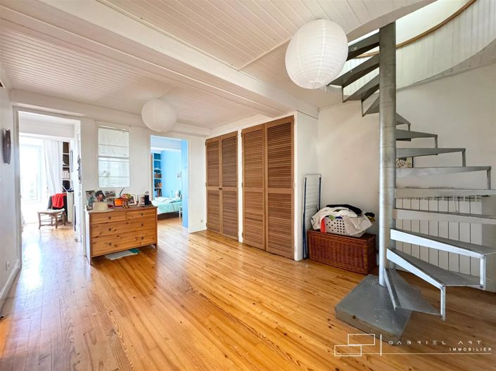 Image No.6-2 Bed House for sale