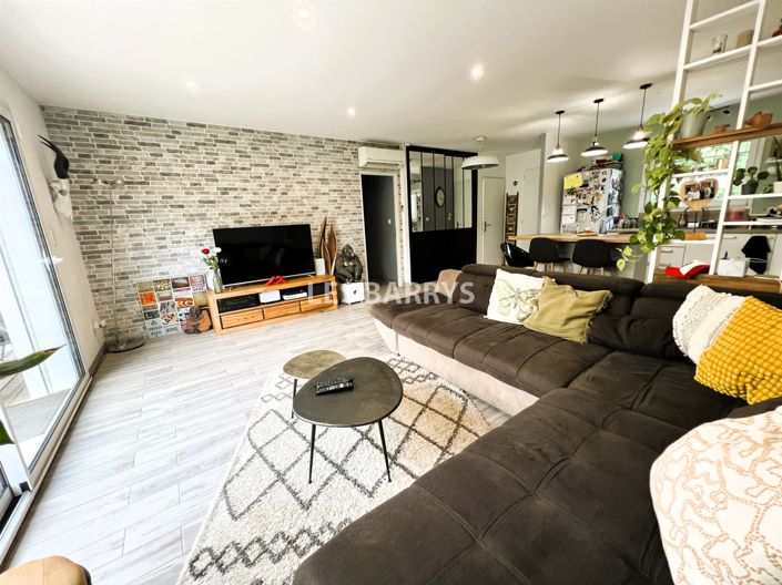 Image No.4-3 Bed House for sale