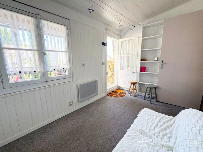 Image No.9-3 Bed Apartment for sale