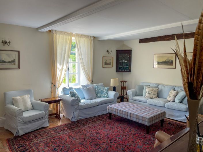 Image No.17-4 Bed House for sale