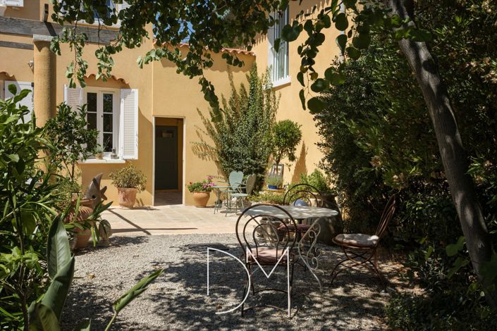 Image No.22-4 Bed House for sale