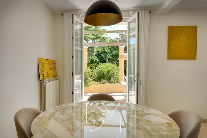 Image No.7-4 Bed House for sale