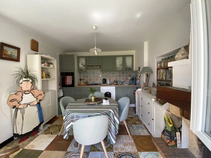 Image No.15-3 Bed House for sale