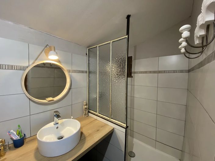 Image No.7-3 Bed House for sale