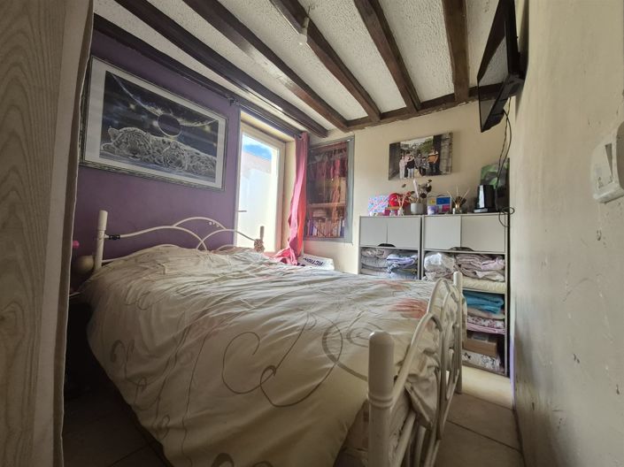 Image No.9-3 Bed House for sale