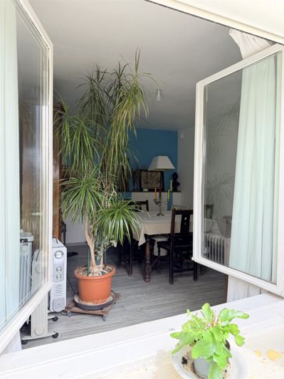 Image No.15-2 Bed House for sale