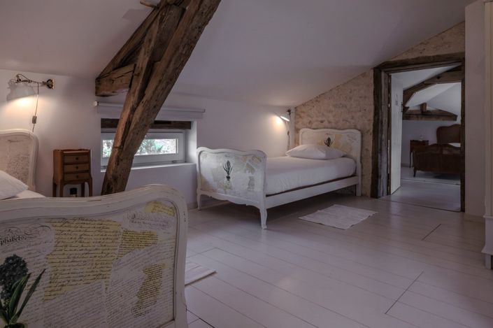 Image No.11-6 Bed House for sale