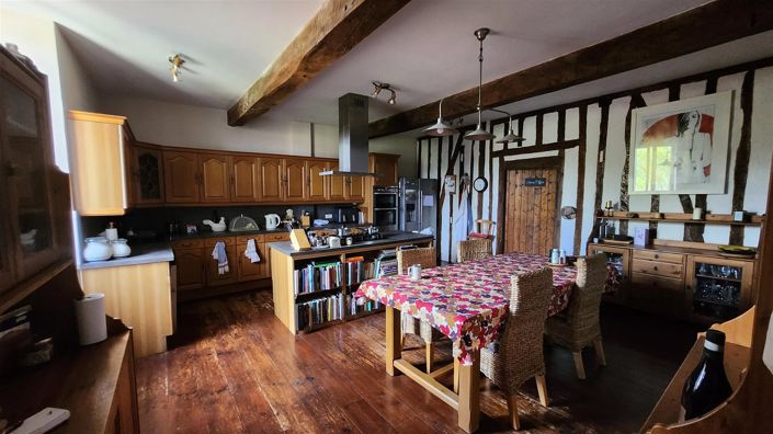 Image No.7-3 Bed House for sale