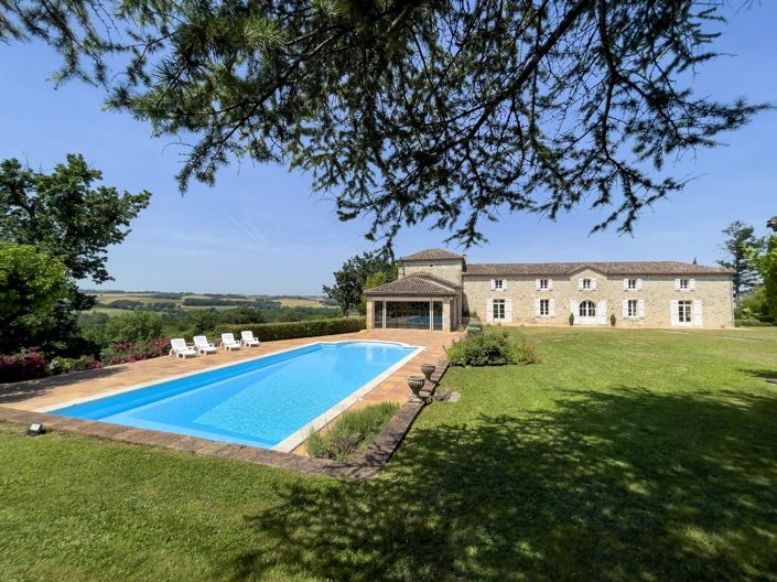 Image No.2-6 Bed House for sale