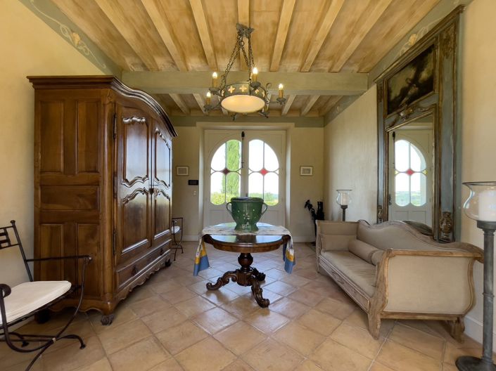 Image No.3-6 Bed House for sale