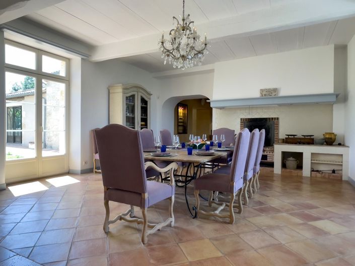 Image No.6-6 Bed House for sale