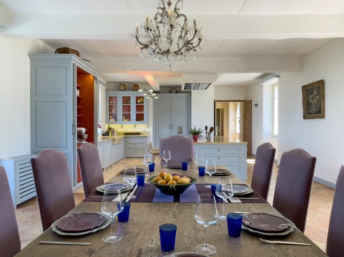 Image No.7-6 Bed House for sale