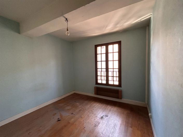 Image No.9-3 Bed House for sale