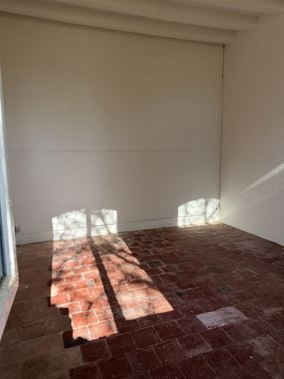 Image No.12-2 Bed House for sale