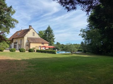 1 - Toucy, Maison