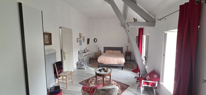 Image No.17-4 Bed House for sale