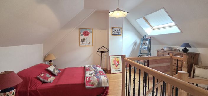 Image No.19-4 Bed House for sale