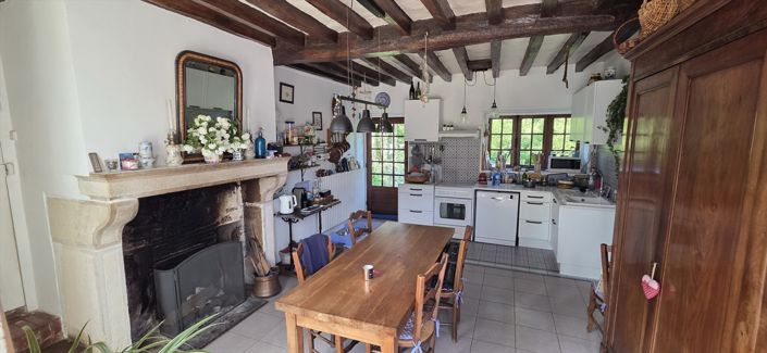 Image No.3-4 Bed House for sale